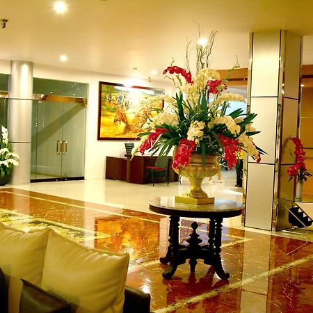 Grand Royal Taliwang Hotel מראה חיצוני תמונה