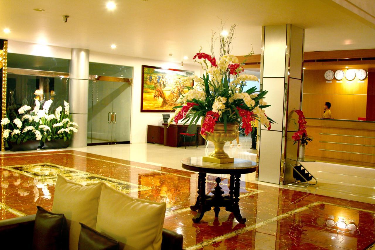 Grand Royal Taliwang Hotel מראה חיצוני תמונה