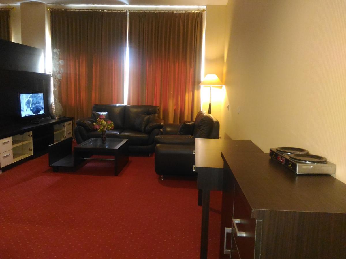 Grand Royal Taliwang Hotel מראה חיצוני תמונה
