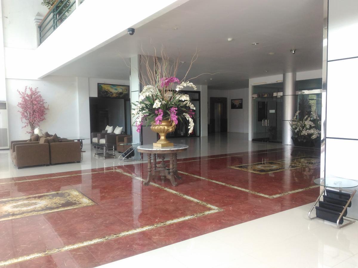 Grand Royal Taliwang Hotel מראה חיצוני תמונה