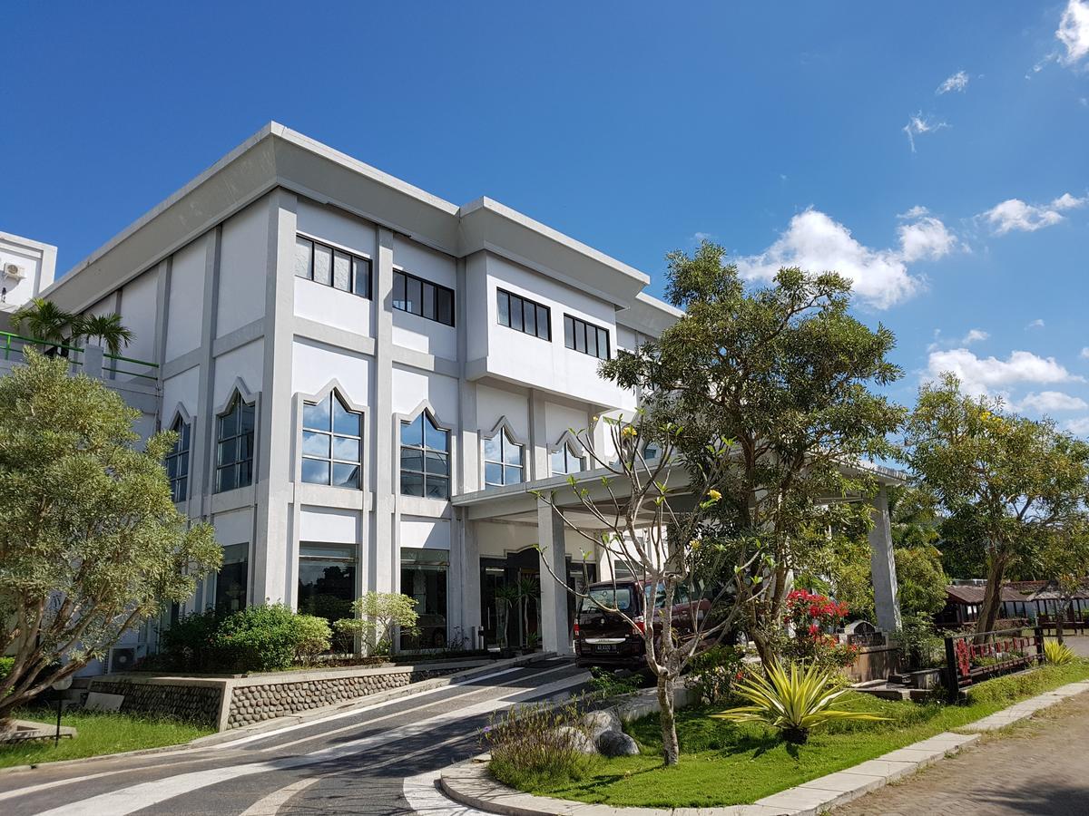 Grand Royal Taliwang Hotel מראה חיצוני תמונה