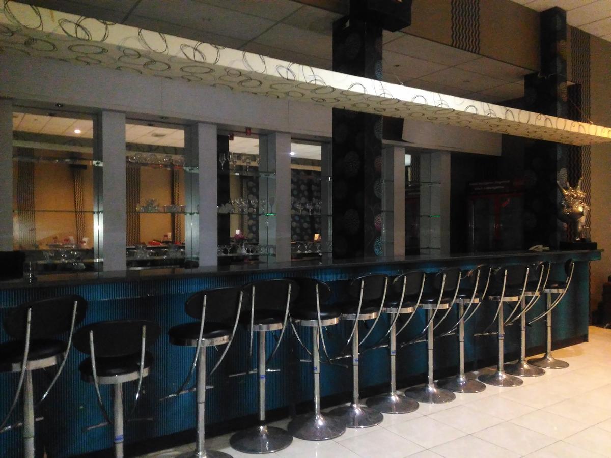 Grand Royal Taliwang Hotel מראה חיצוני תמונה