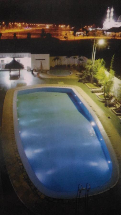 Grand Royal Taliwang Hotel מראה חיצוני תמונה