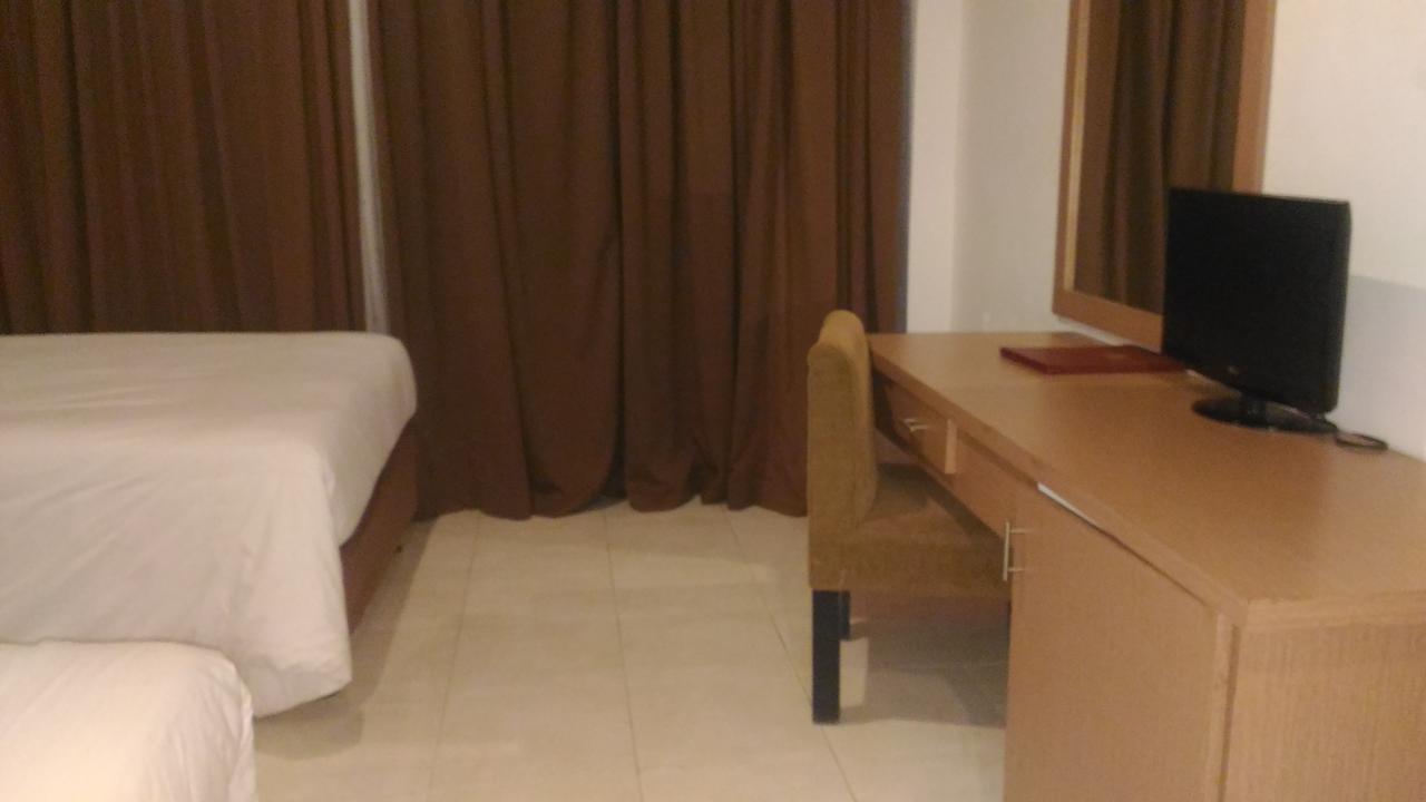 Grand Royal Taliwang Hotel חדר תמונה