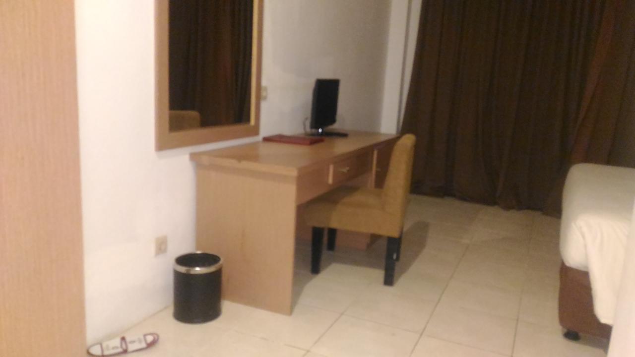 Grand Royal Taliwang Hotel חדר תמונה